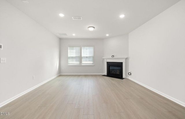 637 Fosterton Cottage Way, Raleigh, NC 27603