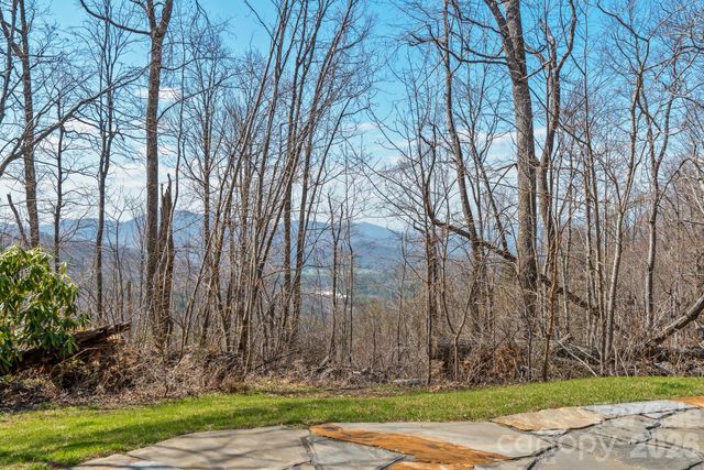 588 Long Branch Road, Swannanoa, NC 28778