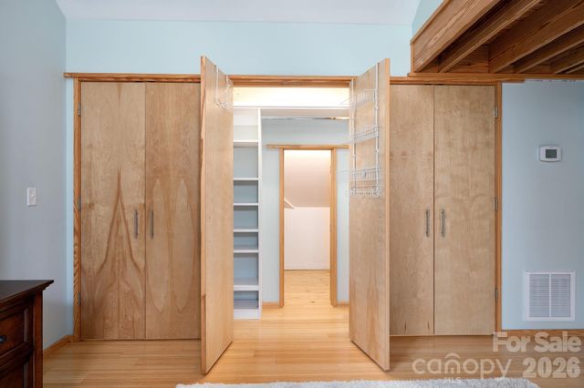 588 Long Branch Road, Swannanoa, NC 28778