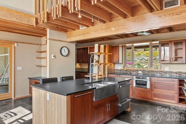 588 Long Branch Road, Swannanoa, NC 28778