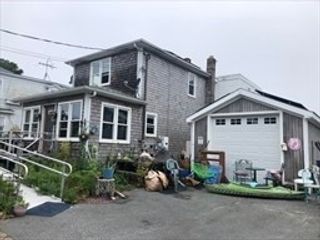 26 Highland Ave, Wareham, MA 02558