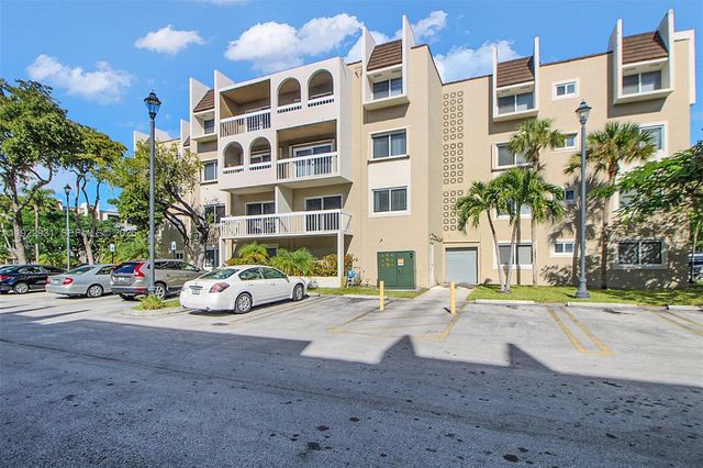 7700 Camino Real D-101, Miami, FL 33143