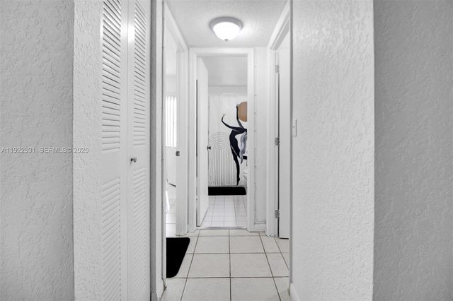 7700 Camino Real D-101, Miami, FL 33143