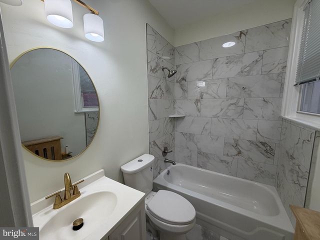 2707 11TH - 1 ST NW, Washington, DC 20001