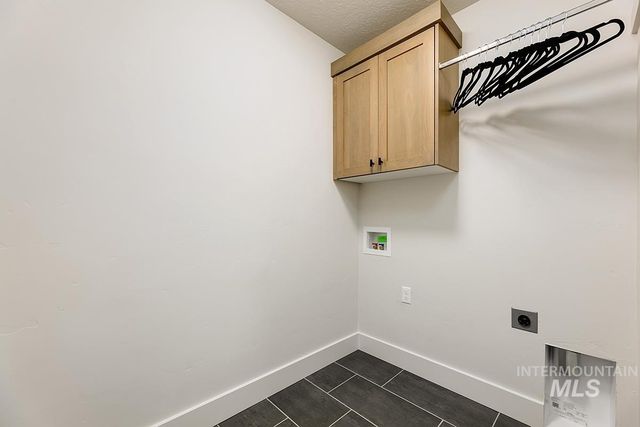 3703 E Cedarhurst Lane, Meridian, ID 83642