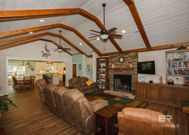 12558 Frondfield Lane, Elberta, AL 36530