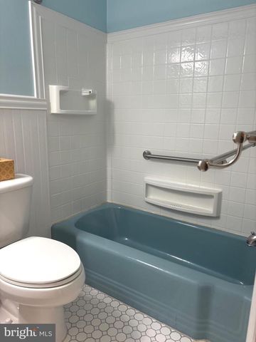 534 BARBARA DR, Norristown, PA 19403