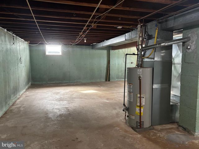 534 BARBARA DR, Norristown, PA 19403