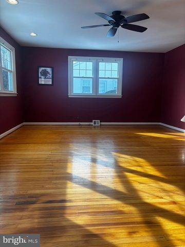 534 BARBARA DR, Norristown, PA 19403