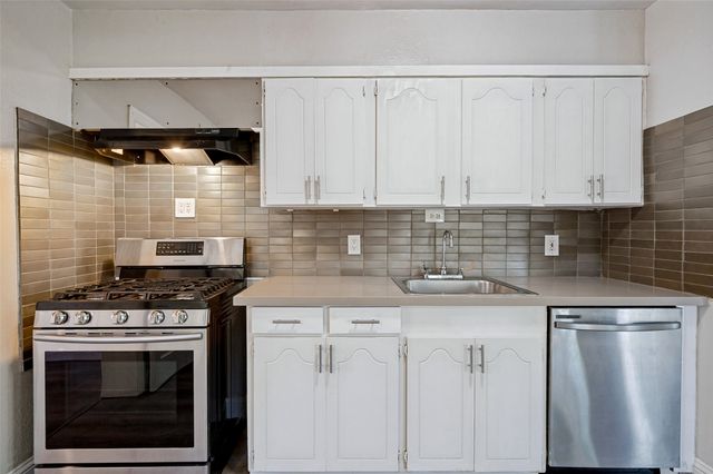 705 Reverchon Drive, Dallas, TX 75211
