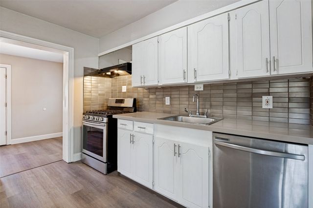 705 Reverchon Drive, Dallas, TX 75211