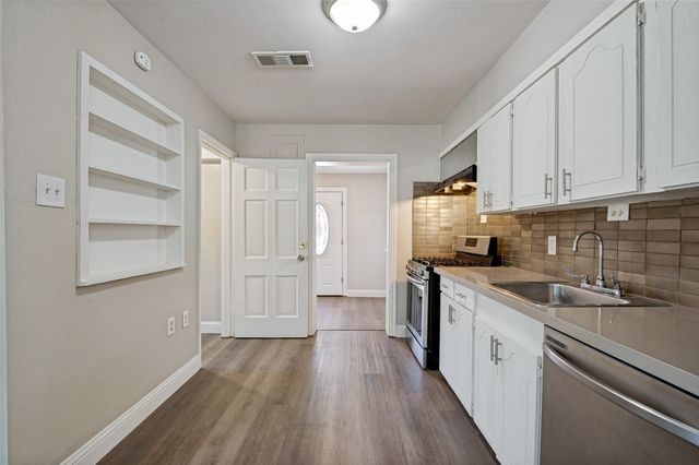 705 Reverchon Drive, Dallas, TX 75211