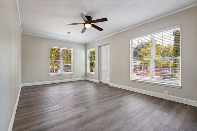 705 Reverchon Drive, Dallas, TX 75211