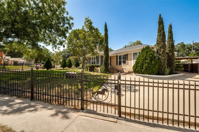 705 Reverchon Drive, Dallas, TX 75211