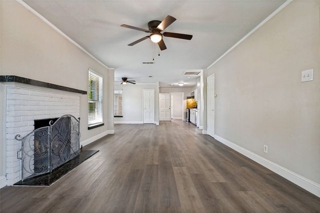 705 Reverchon Drive, Dallas, TX 75211
