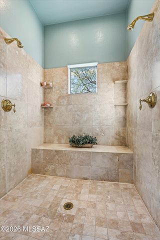 1887 E Buck Ridge Place, Oro Valley, AZ 85737