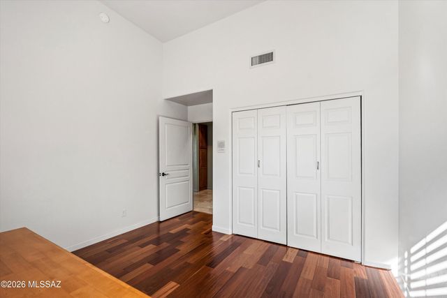 1887 E Buck Ridge Place, Oro Valley, AZ 85737