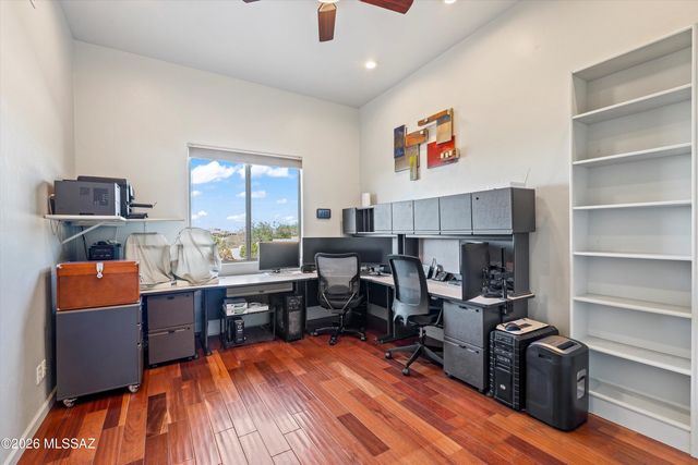 1887 E Buck Ridge Place, Oro Valley, AZ 85737