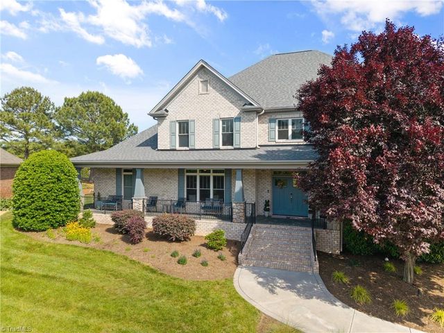 4973 Autumnwood Court, Clemmons, NC 27012