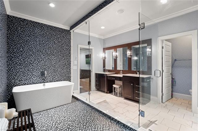 4973 Autumnwood Court, Clemmons, NC 27012