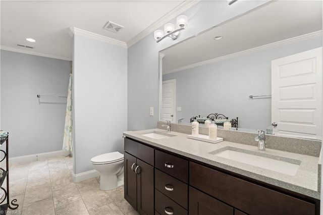 4973 Autumnwood Court, Clemmons, NC 27012