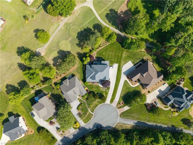 4973 Autumnwood Court, Clemmons, NC 27012