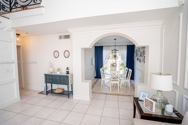 13560 SW 108th St Cir N, Miami, FL 33186