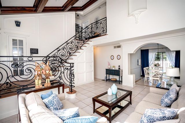 13560 SW 108th St Cir N, Miami, FL 33186