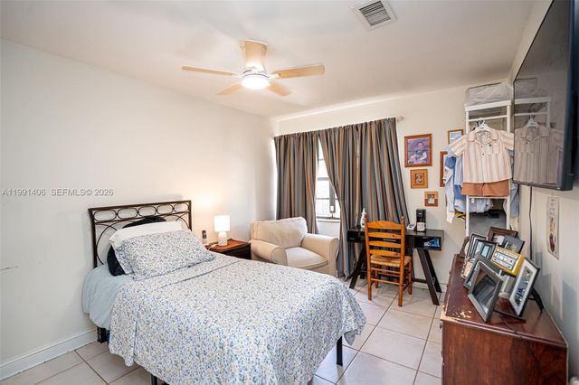 13560 SW 108th St Cir N, Miami, FL 33186