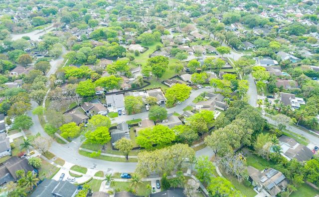 13560 SW 108th St Cir N, Miami, FL 33186