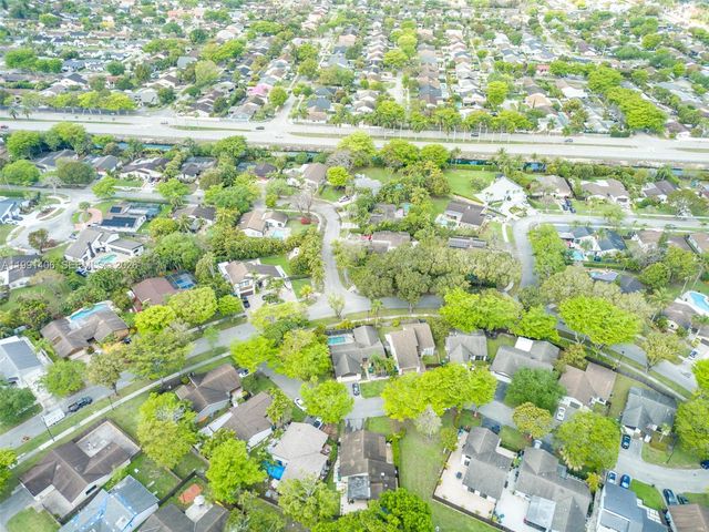 13560 SW 108th St Cir N, Miami, FL 33186