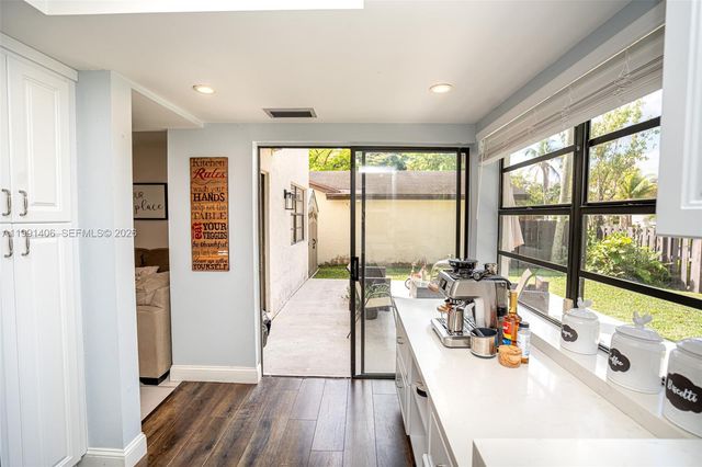 13560 SW 108th St Cir N, Miami, FL 33186