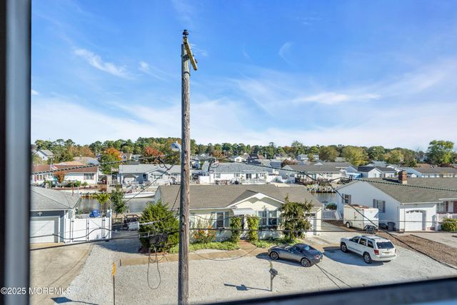 101 Clearwater Drive, Forked River, NJ 08731