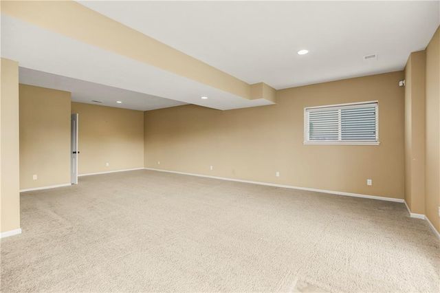 10312 N Tullis Drive, Kansas City, MO 64157