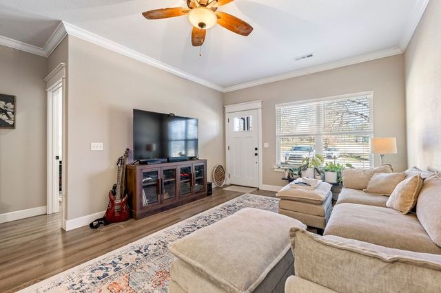 10859 Danny Bryan Road, Prairie Grove, AR 72753