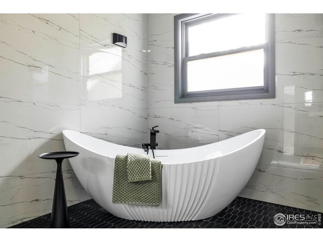 6465 Hidden Springs Rd, Fort Collins, CO 80526