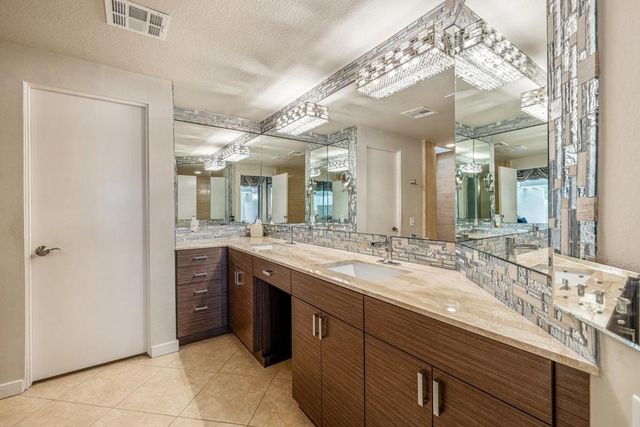 230 Kavenish Drive, Rancho Mirage, CA 92270