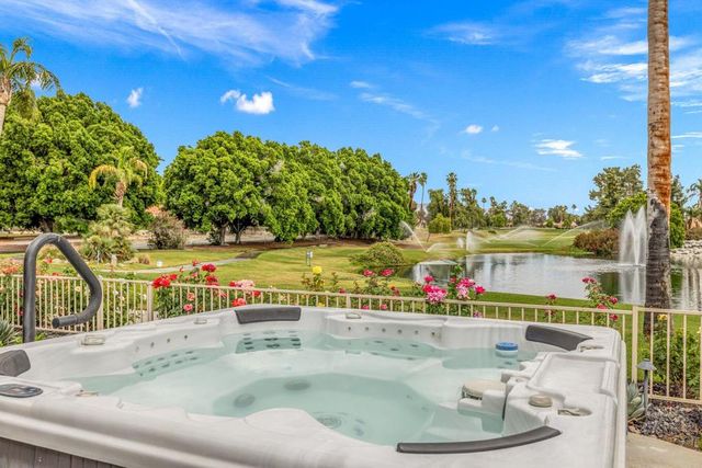 230 Kavenish Drive, Rancho Mirage, CA 92270