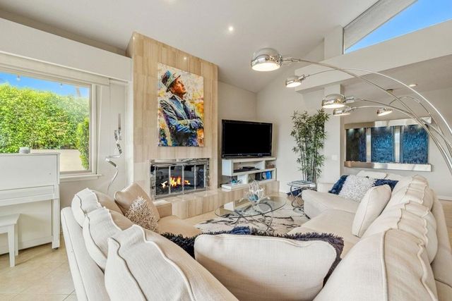 230 Kavenish Drive, Rancho Mirage, CA 92270