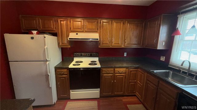 22 Bristol Drive B, Amherst, NY 14228