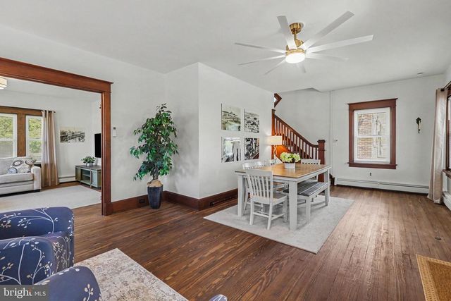 163 E DERRY RD, Hershey, PA 17033