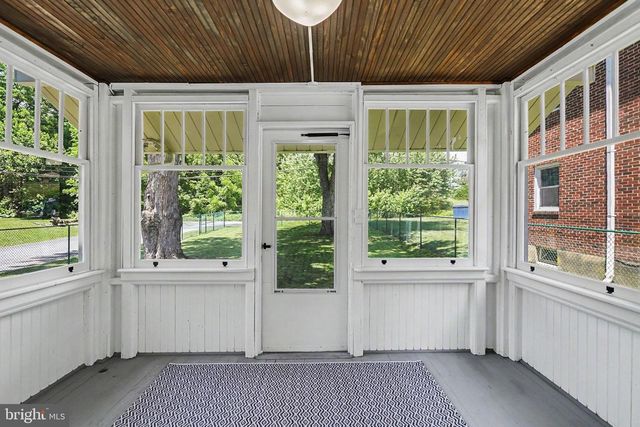 163 E DERRY RD, Hershey, PA 17033
