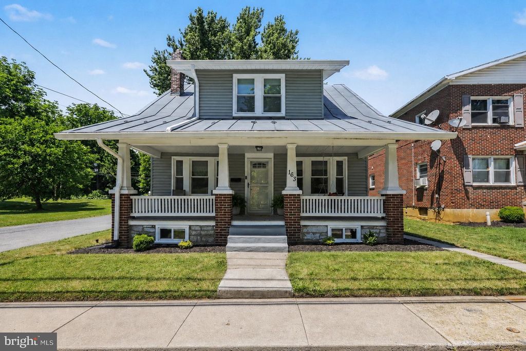 163 E DERRY RD, Hershey, PA 17033
