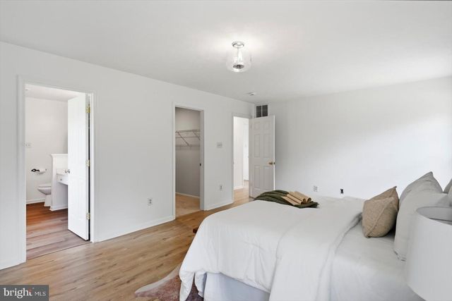 1197 LARKSPUR RD, Westminster, MD 21157