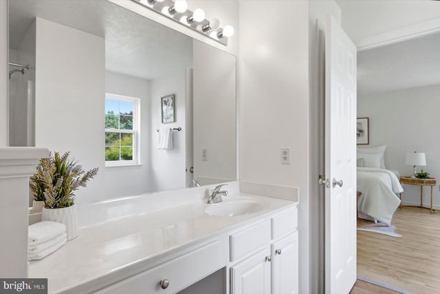 1197 LARKSPUR RD, Westminster, MD 21157