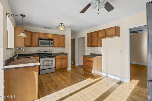 2 Norland Court, Wilton, NY 12866