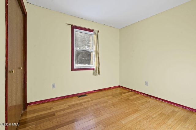 2 Norland Court, Wilton, NY 12866