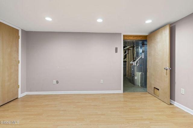 2 Norland Court, Wilton, NY 12866