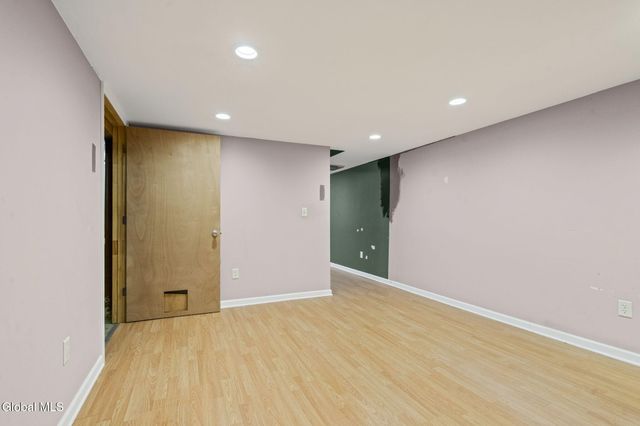 2 Norland Court, Wilton, NY 12866