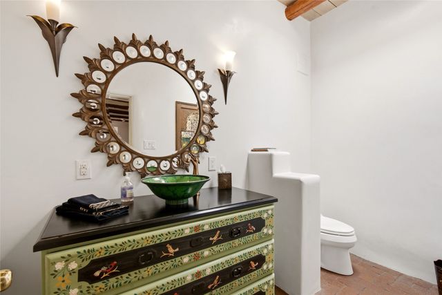 797 Camino Del Monte Sol, Santa Fe, NM 87505